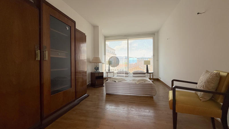 Appartement - 137 m² - 6 pièces