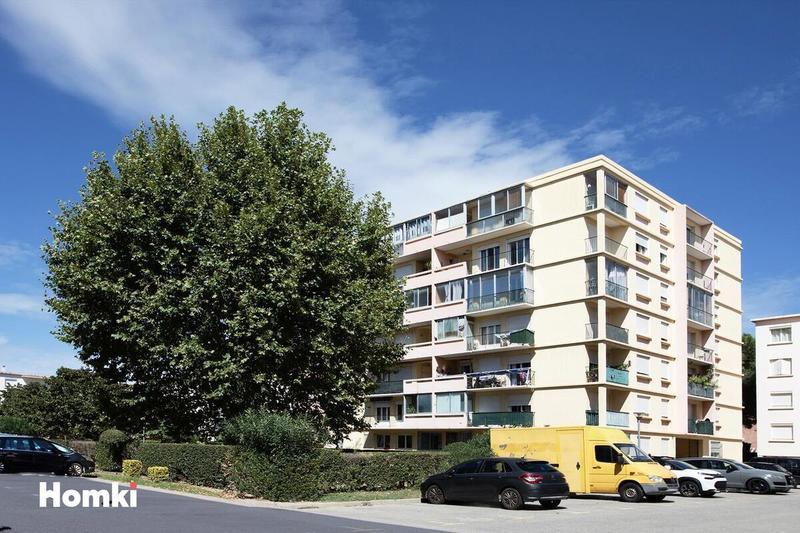 Appartement - 96 m² - 4 pièces