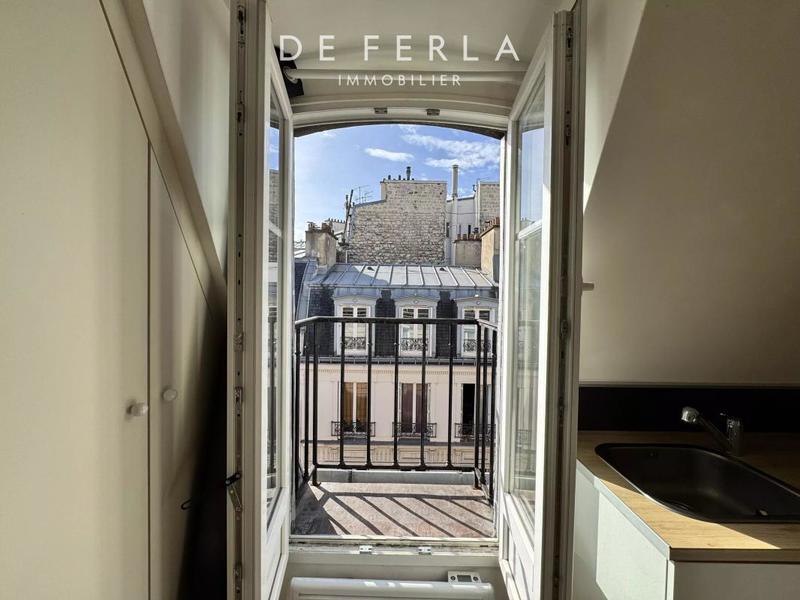 Studio - 13 m² - 1 pièce