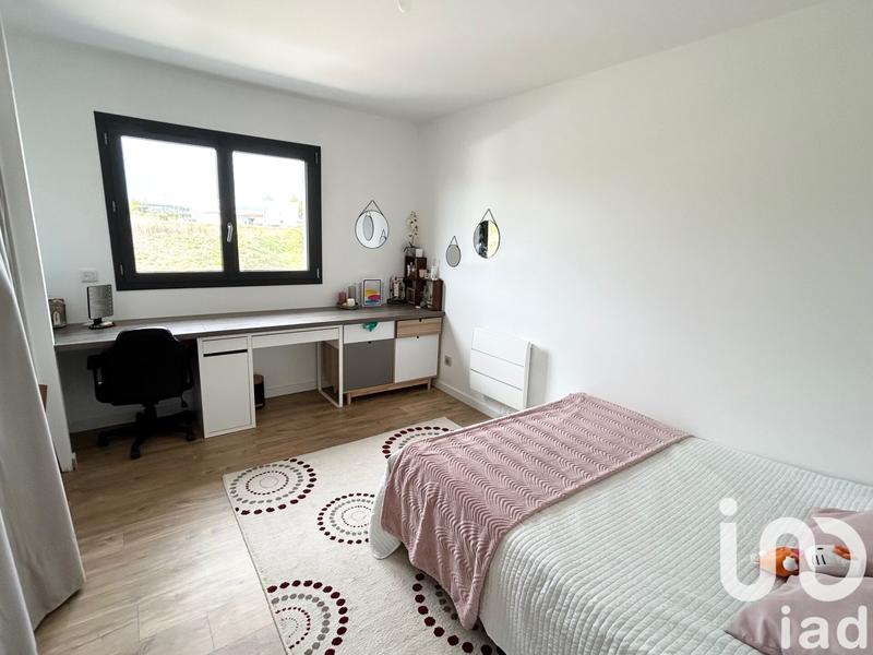 Maison - 198 m² - 6 pièces