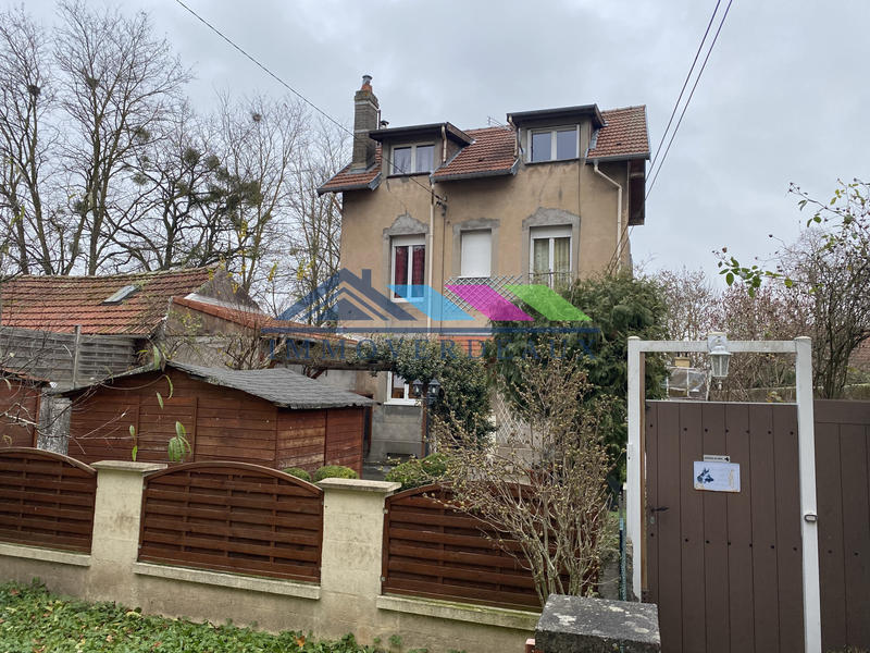 Maison - 113 m² - 6 pièces