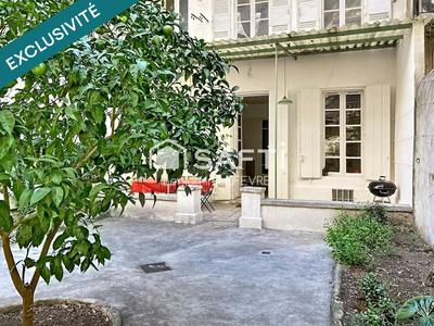 Appartement - 75 m² - 3 pièces