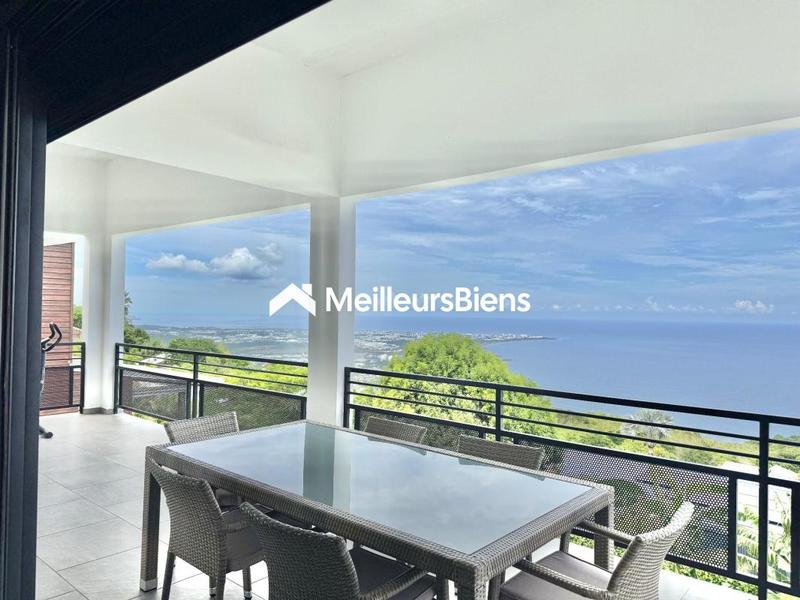 Villa - 200 m² - 7 pièces