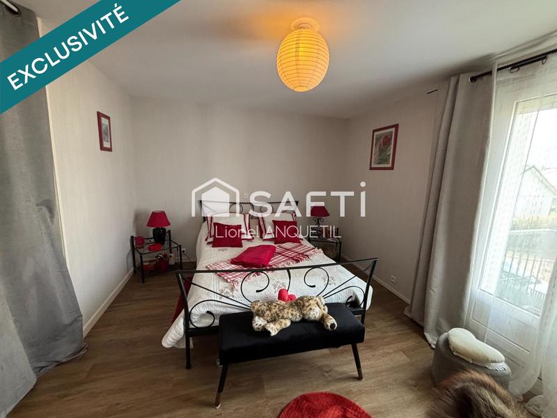 Maison - 94 m² - 5 pièces