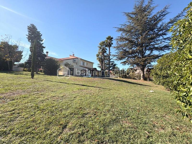 Villa - 140 m² - 6 pièces