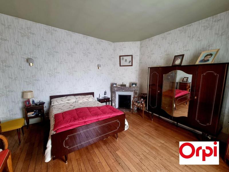 Maison - 230 m² - 7 pièces