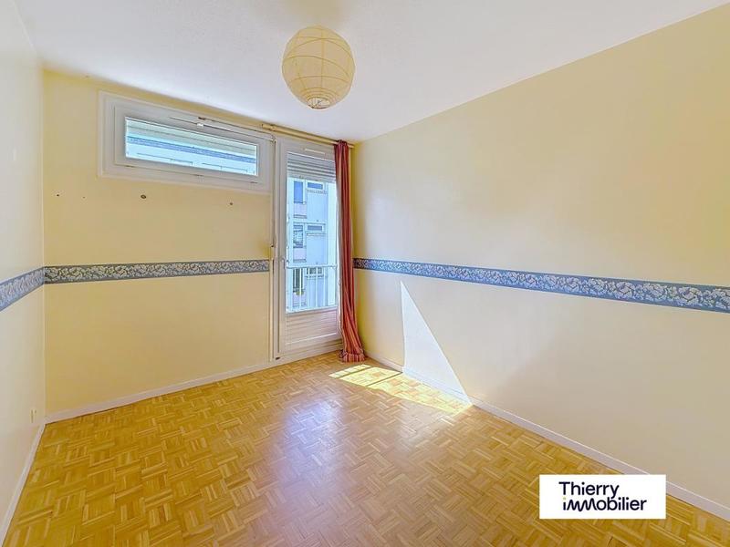 Appartement - 81 m² - 4 pièces