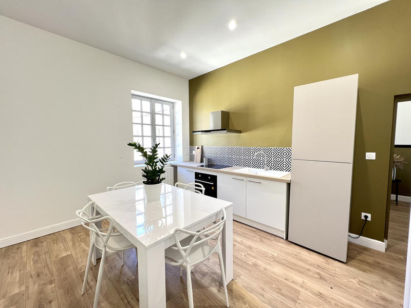 Appartement - 93 m² - 3 pièces
