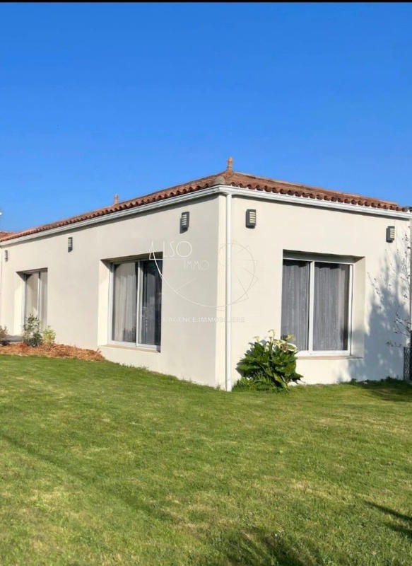 Maison - 244 m² - 7 pièces