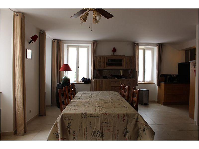 Maison traditionnelle - 145 m² - 5 pièces