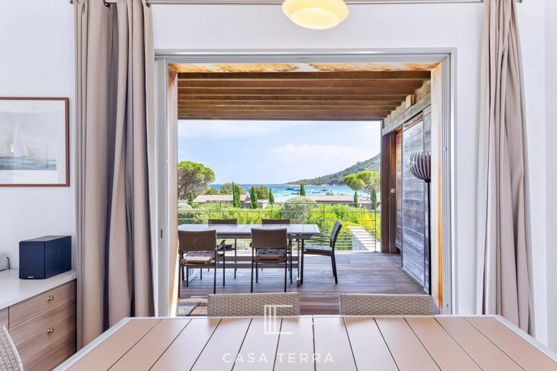 Villa - 143 m² - 4 pièces