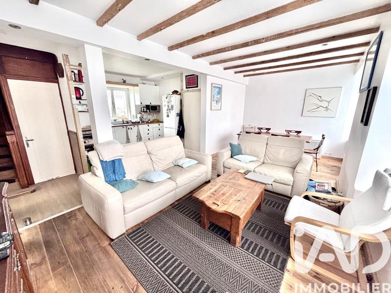 Maison - 92 m² - 5 pièces