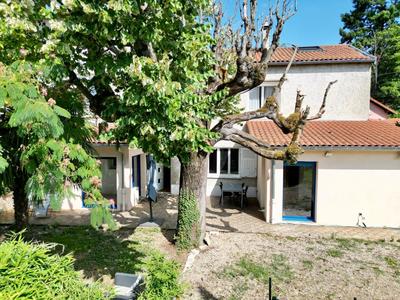 Appartement - 118 m² - 5 pièces