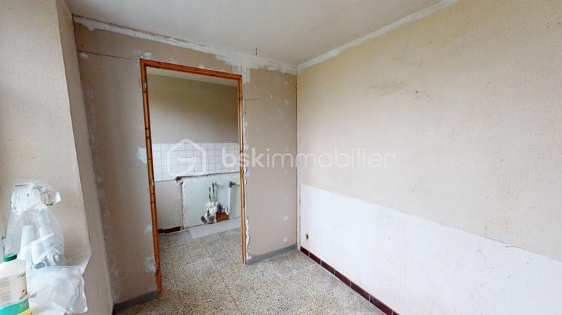 Maison - 213 m² - 9 pièces