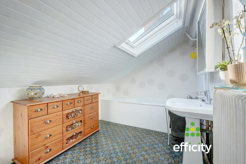 Maison - 102 m² - 5 pièces