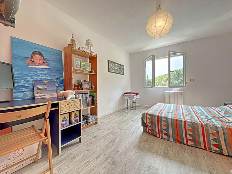 Maison - 226 m² - 10 pièces