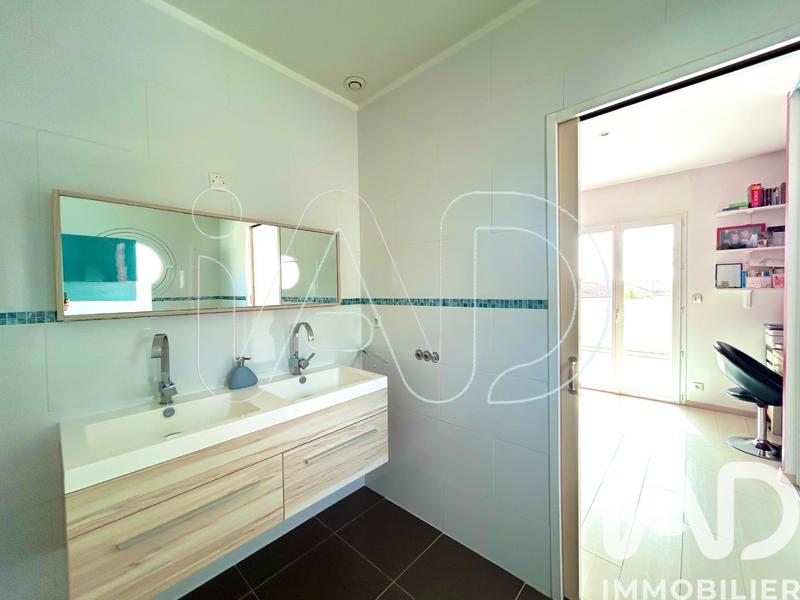 Maison - 147 m² - 6 pièces