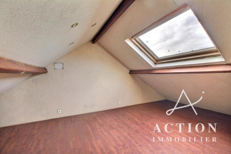 Maison - 98 m² - 5 pièces