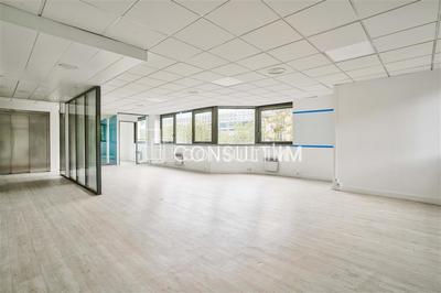 Bureau - 299 m²