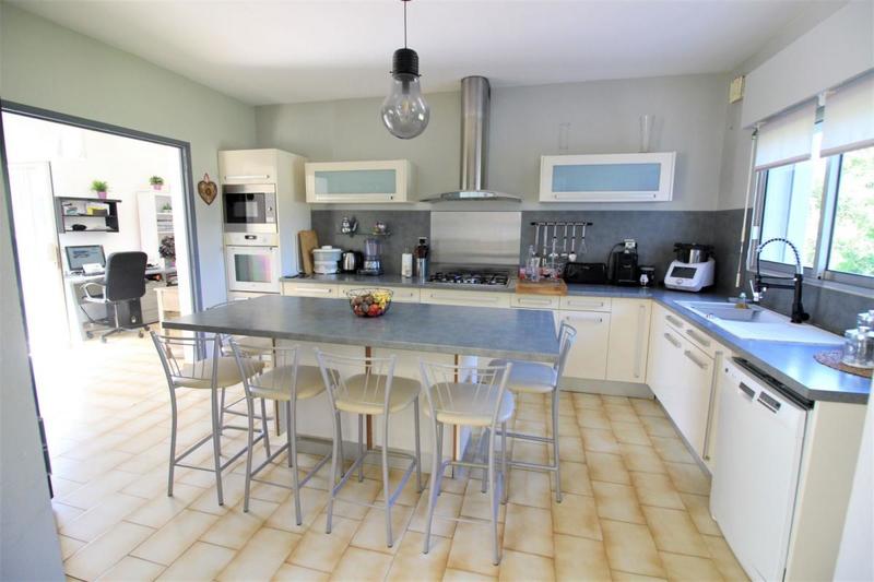 Villa - 160 m² - 6 pièces