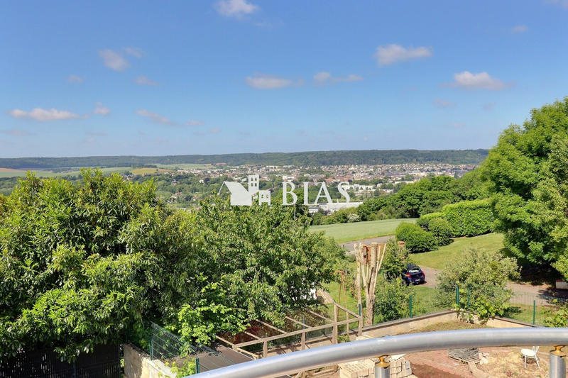 Maison - 191 m² - 8 pièces