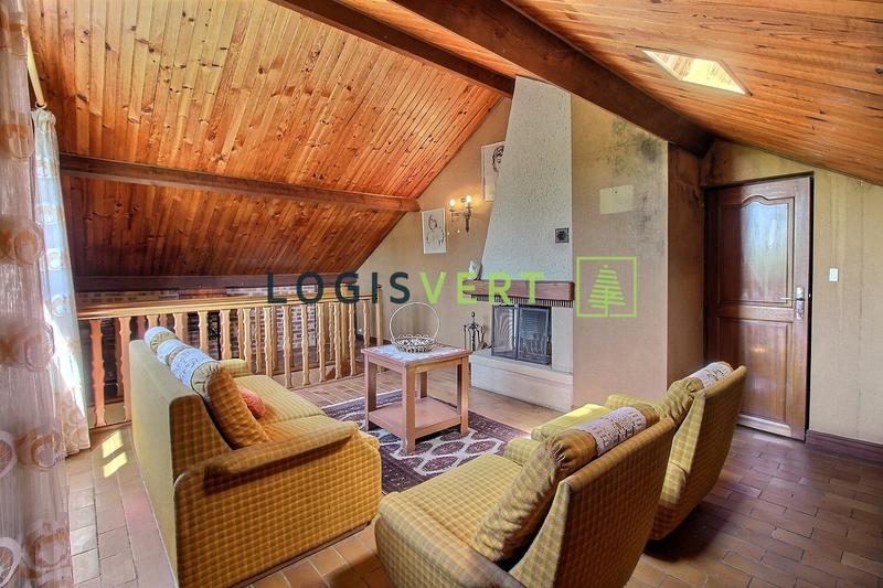 Maison - 122 m² - 7 pièces