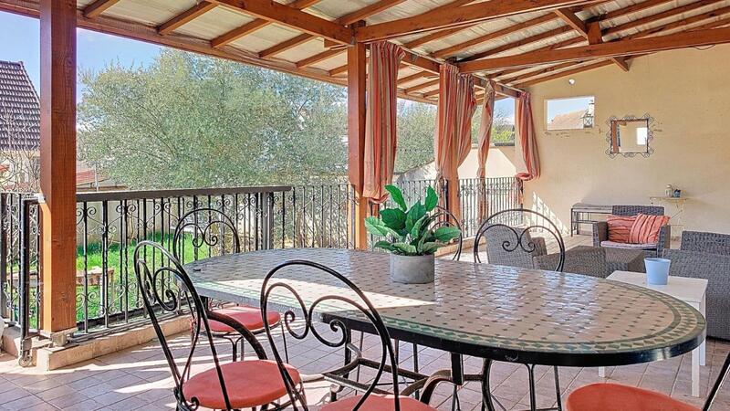 Maison - 160 m² - 6 pièces