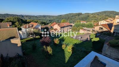 Maison - 96 m² - 5 pièces