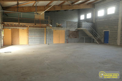 Entrepôt - 315 m²