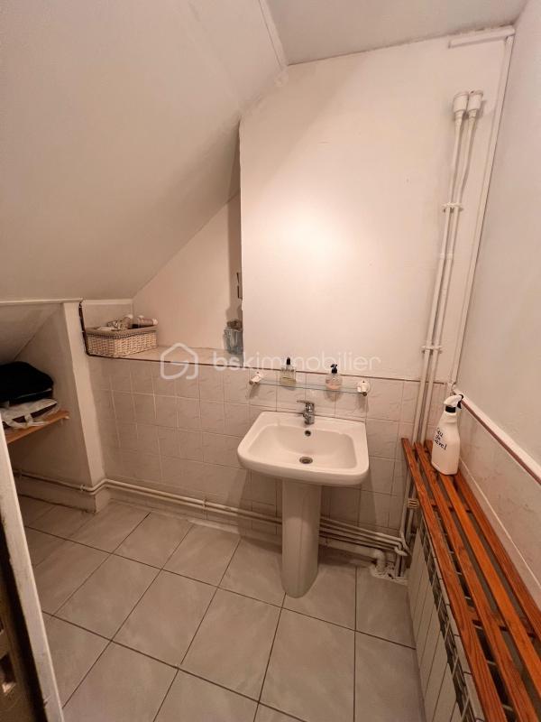 Maison - 104 m² - 5 pièces