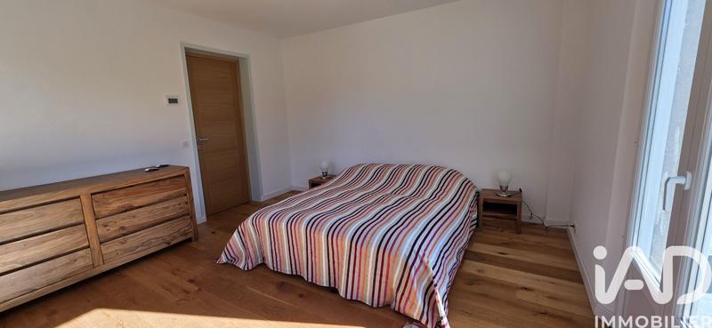 Maison - 177 m² - 8 pièces