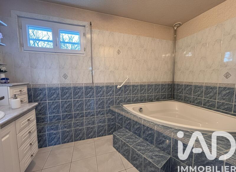 Maison - 139 m² - 5 pièces