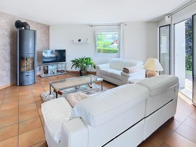 Maison - 200 m² - 6 pièces