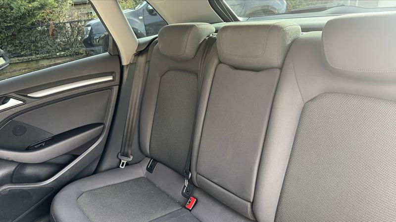 Audi A3 sportback 30 Tdi 116 s-Tronic 7 Business Line - Automatique