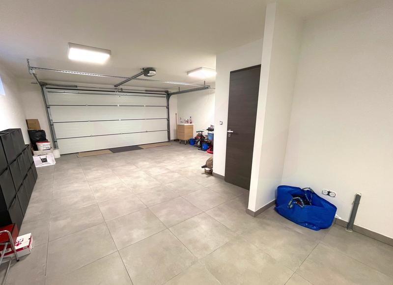 Maison - 246 m² - 7 pièces