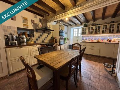 Maison de maîtres - 561 m² - 20 pièces