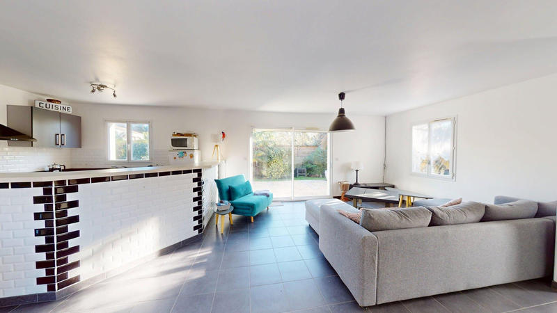 Maison - 96 m² - 3 pièces