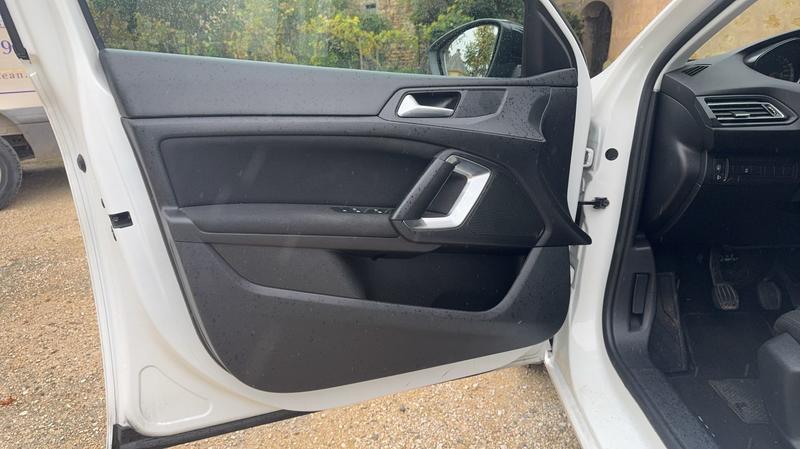 Peugeot 308 1.5 BlueHDi 100 Allure