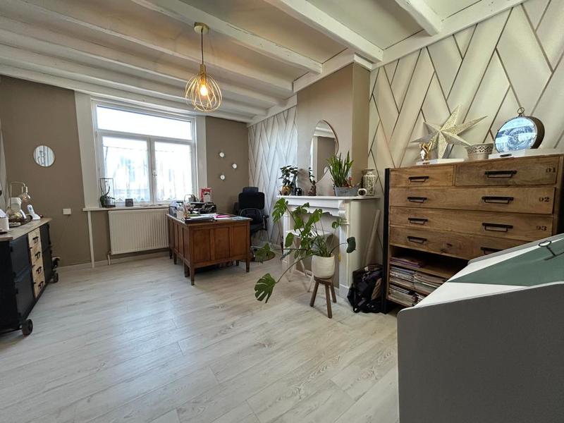 Maison - 180 m² - 6 pièces