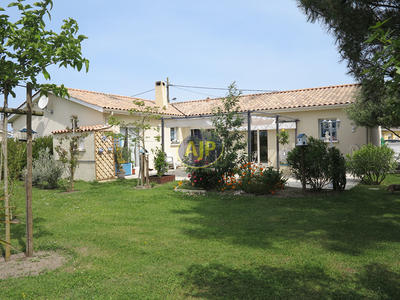 Maison - 124 m² - 5 pièces