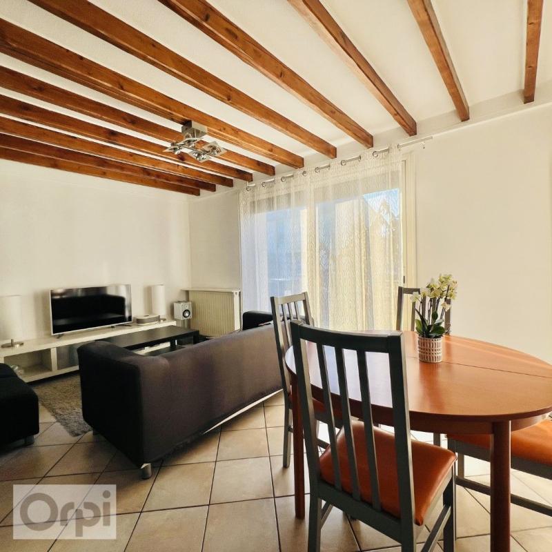 Maison - 91 m² - 4 pièces