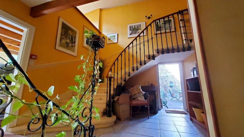 Maison de maîtres - 280 m² - 12 pièces