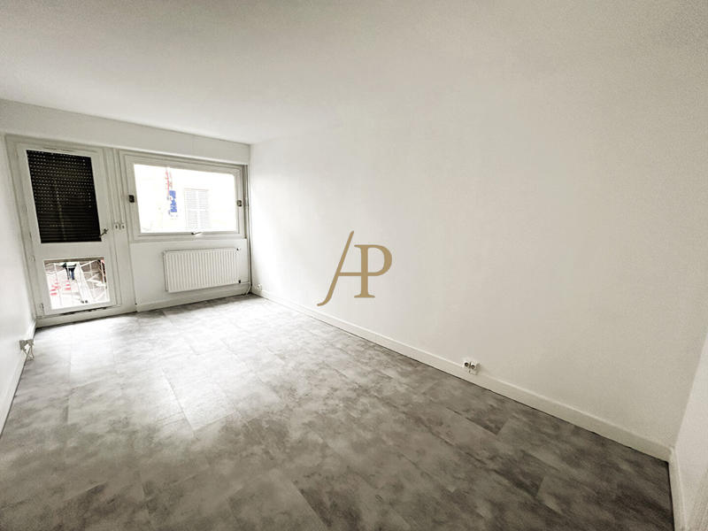 Appartement - 85 m² - 3 pièces
