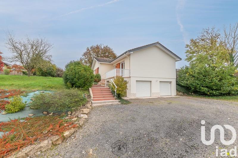 Maison - 95 m² - 5 pièces