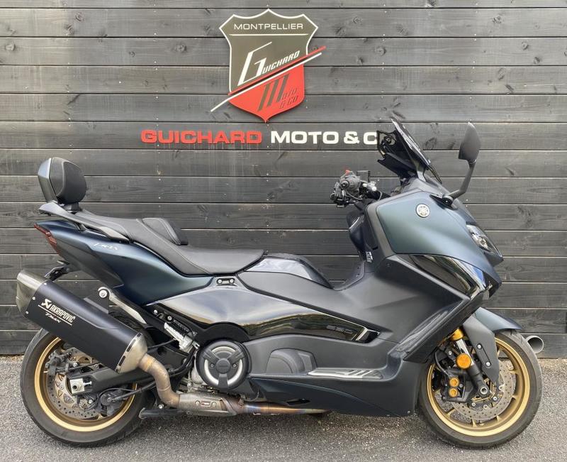 Yamaha Tmax 560