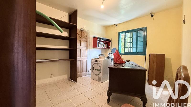 Maison - 205 m² - 8 pièces