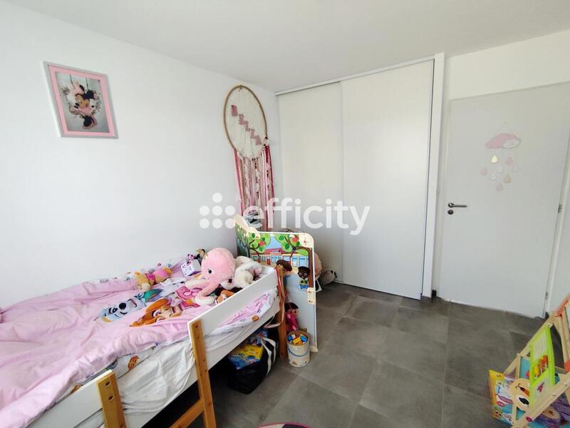 Maison - 97 m² - 4 pièces