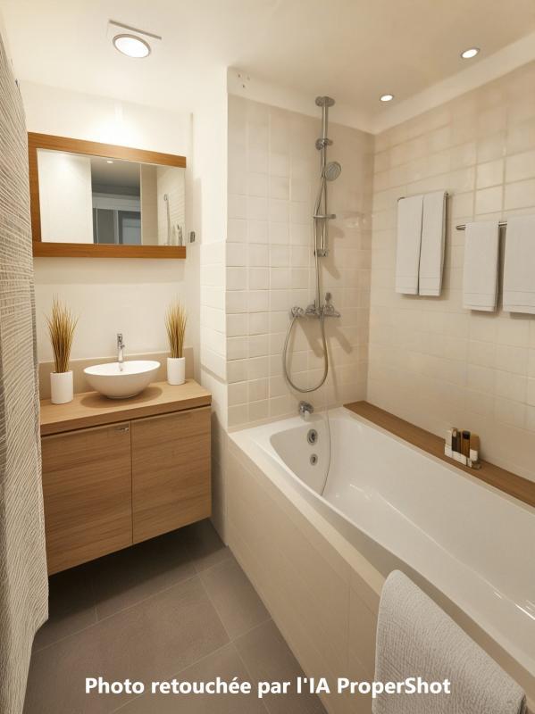 Studio - 89 m² - 3 pièces