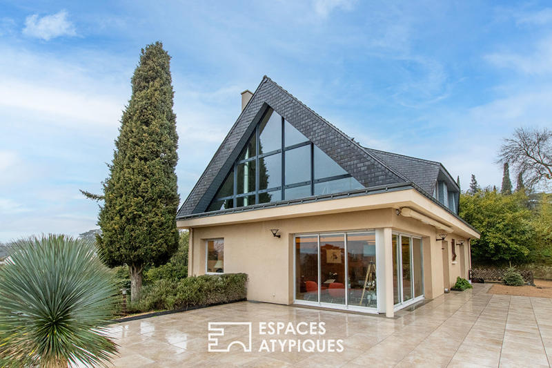 Maison - 214 m² - 9 pièces