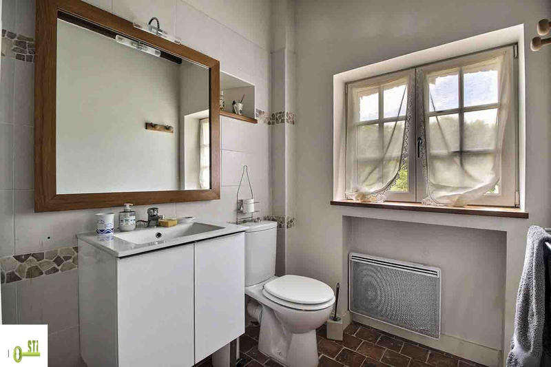 Maison - 166 m² - 7 pièces